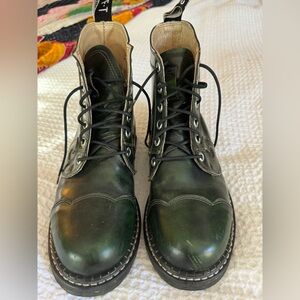 John Fleuvog green leather Derby Swirl women’s boots